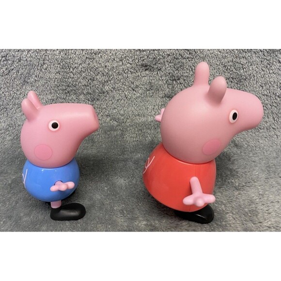 Peppa Pig and her brother George Pig Figurine Toy Set - Picture 5 of 9